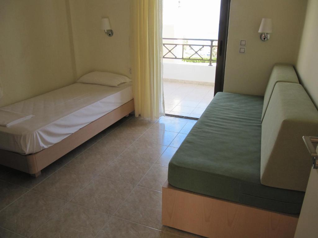 Levantino & Vasilikos (Zakynthos)